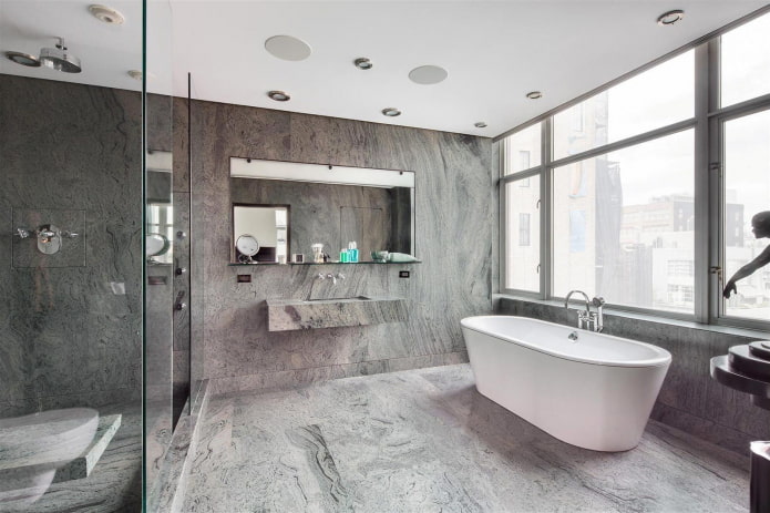 graues Badezimmer-Interieur