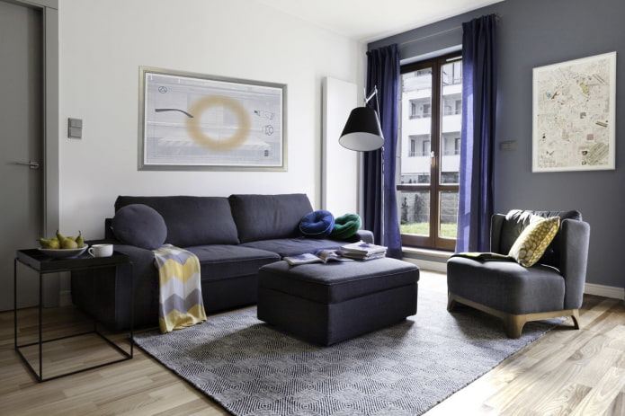 Innenarchitektur in Grau- und Blautönen