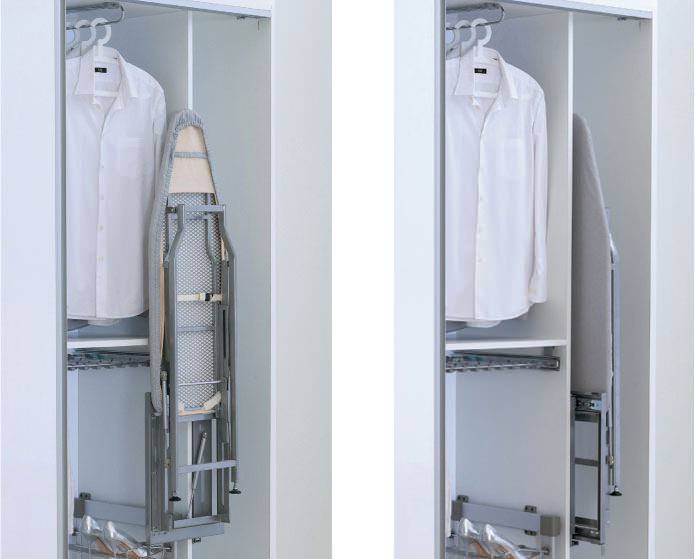 Bügelbrett im Schrank