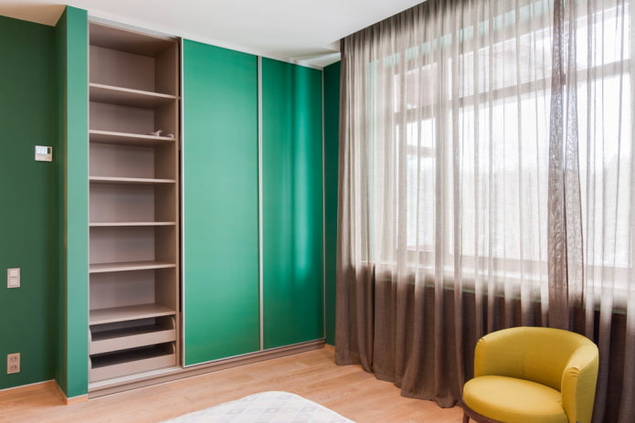 Schiebeschrank im Schlafzimmer