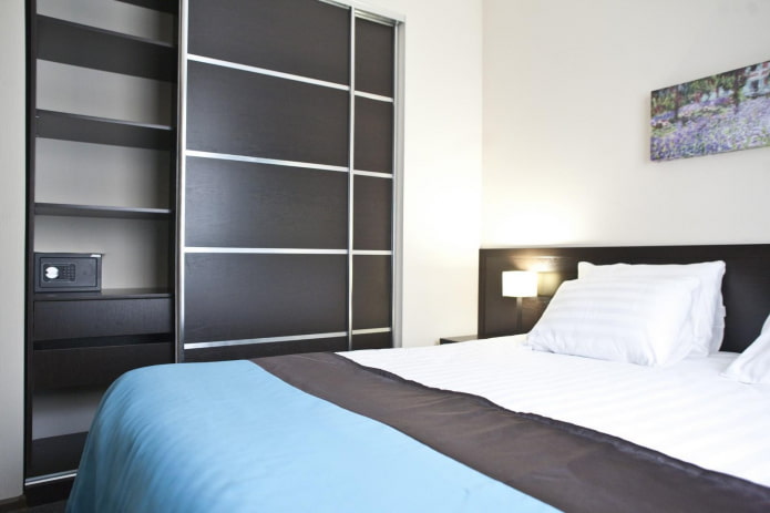 Schiebeschrank im Schlafzimmer