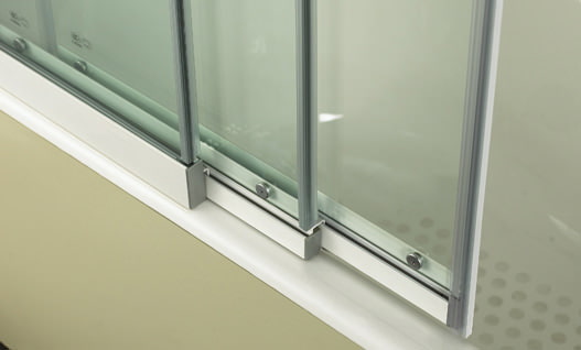 Glasschiebewand für das Badezimmer