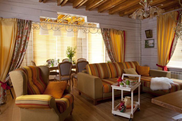 Wohnzimmer im Landhausstil
