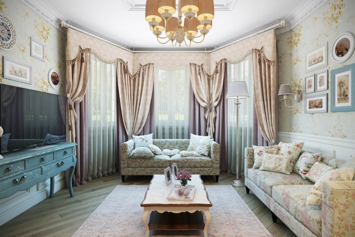 Kronleuchter im Wohnzimmer