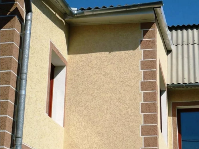 Hausfassade mit Putz