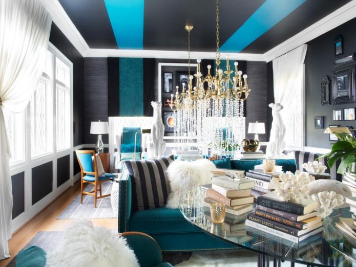 Schwarz-blaues Interieur