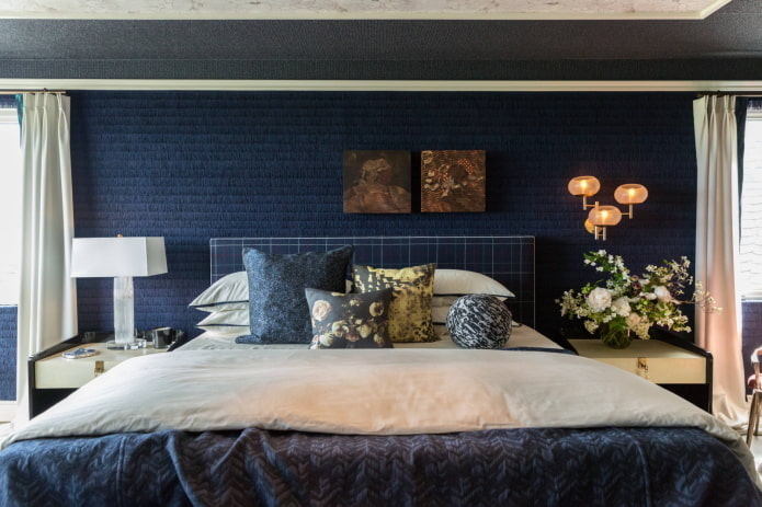 Schlafzimmer in Dunkelblau
