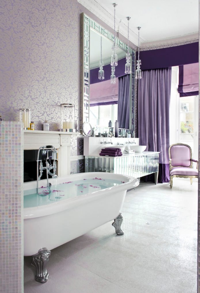Vinyltapete im Badezimmer