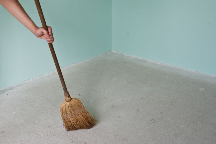 Betonsockelreinigung