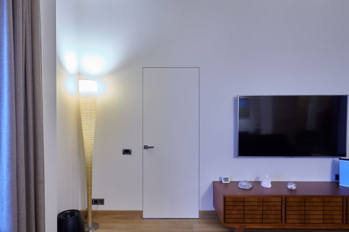 Versteckte Tür im Wohnzimmer