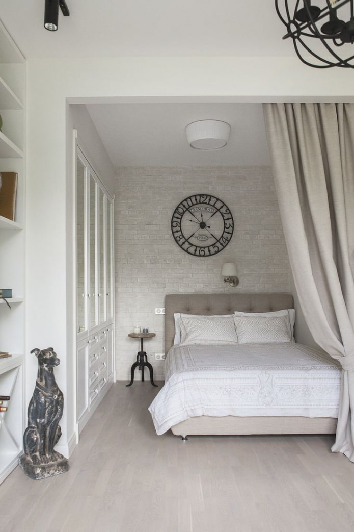 Schlafzimmer in hellen Farben