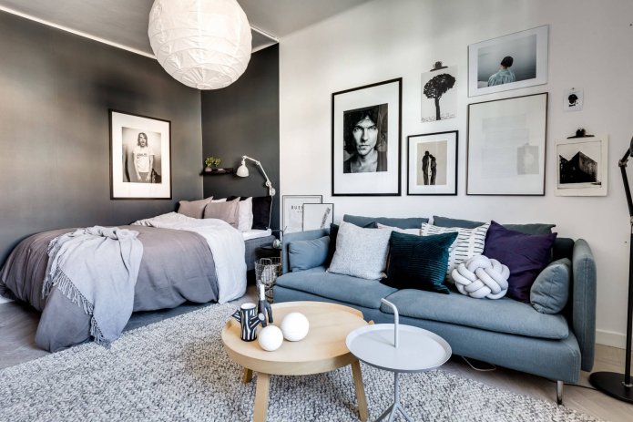 Farbzonierung im Inneren des Schlafzimmer-Wohnzimmers