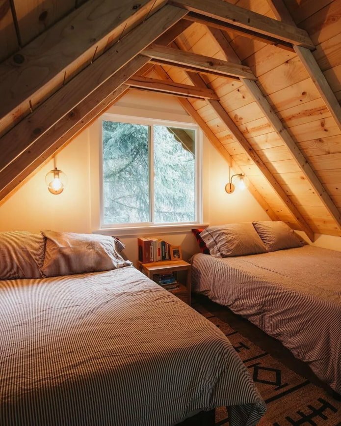 gemütliches Schlafzimmer im Dachgeschoss