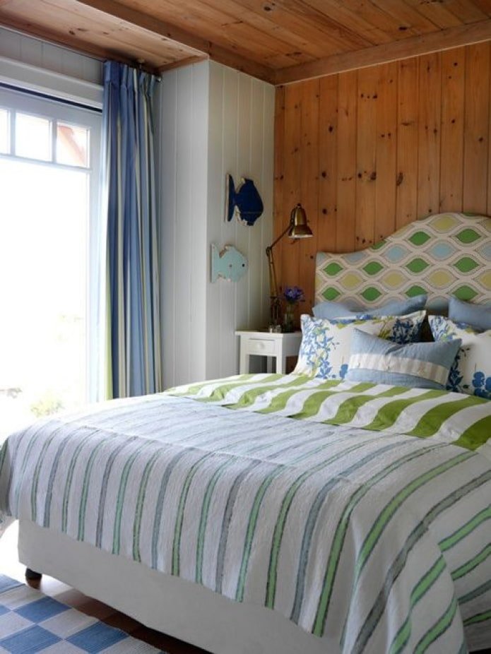 moderne Bettdekoration im Landhausstil