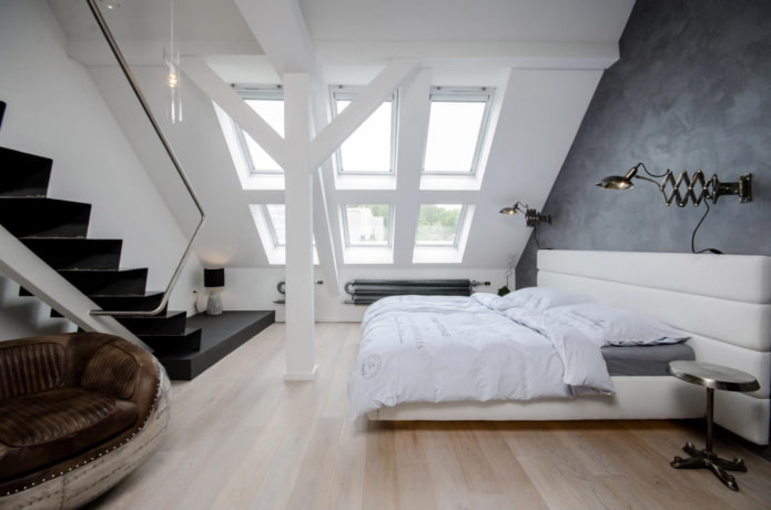 Dachgeschoss-Schlafzimmer-Interieur im Hightech-Stil