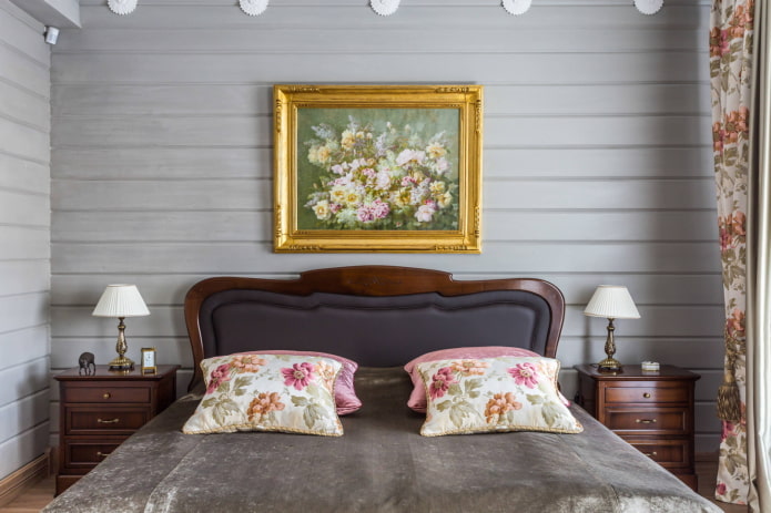Blumen im Gemälde im Schlafzimmer