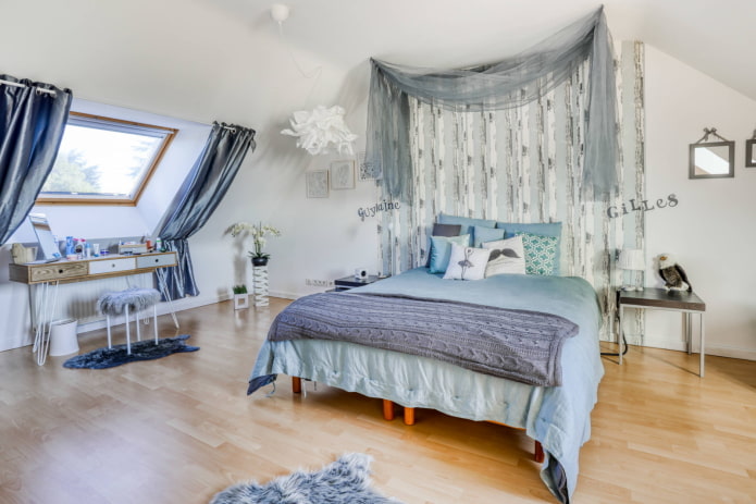 Schlafzimmer im Dachgeschoss
