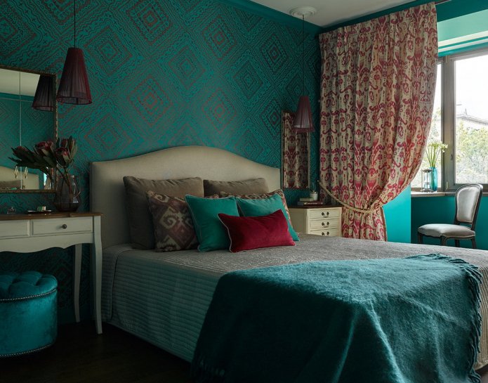 Türkisfarbenes Zimmer im Provence-Stil