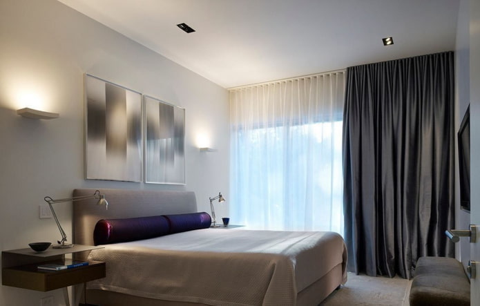 Dekor im Schlafzimmer im High-Tech-Stil