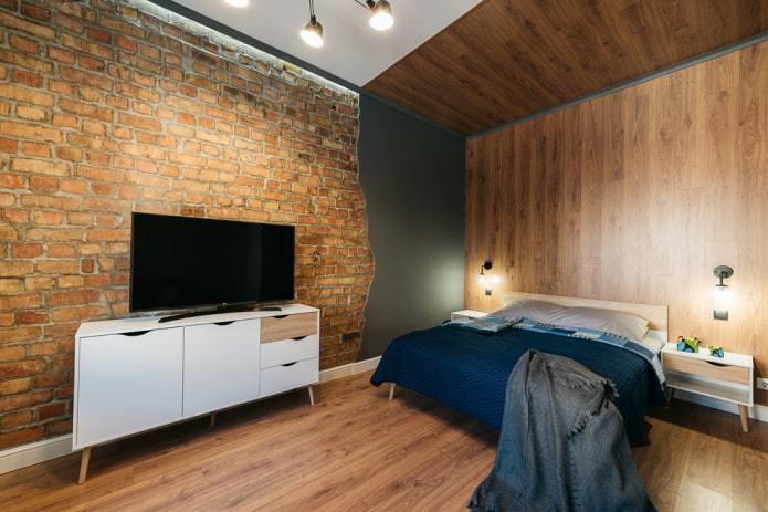 Wanddekoration im Schlafzimmer im Industriestil