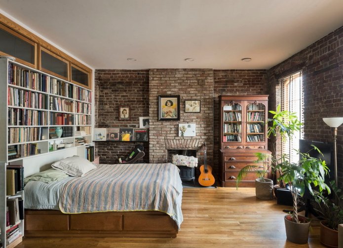 Spanndecke im Schlafzimmer im Loft