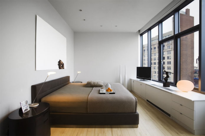 Möbel im Schlafzimmer im minimalistischen Stil