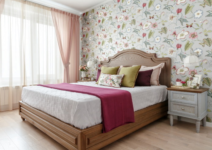 Schlafzimmer-Interieur im Provence-Stil