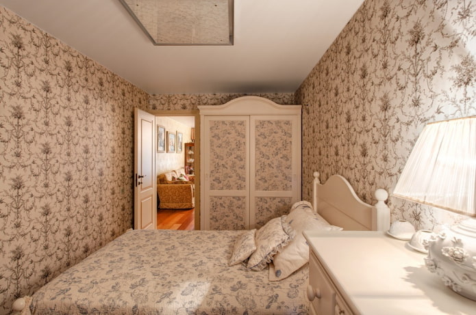 Kleines Schlafzimmerdesign im Provence-Stil