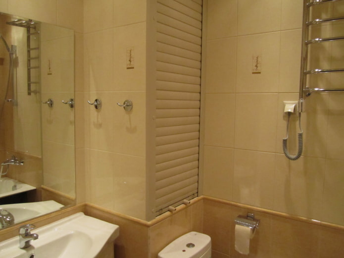 Jalousien im Badezimmer