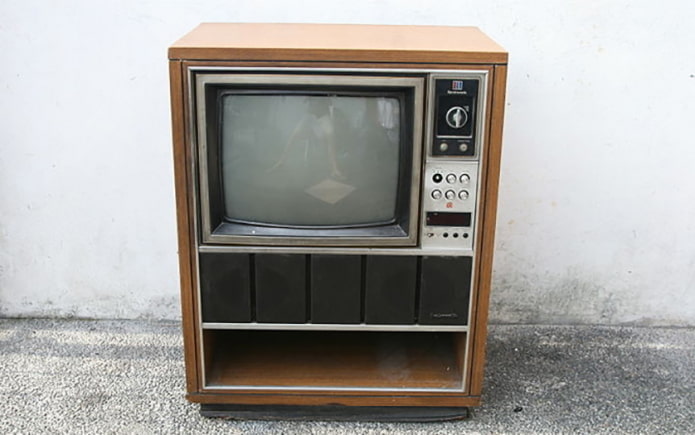 Alter Fernseher