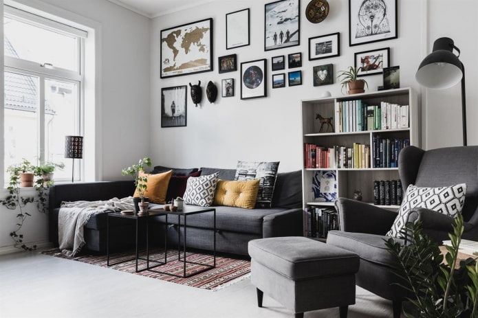 Regalstruktur im Wohnzimmer