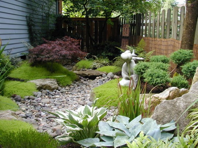 Gartengestaltung mit Figuren