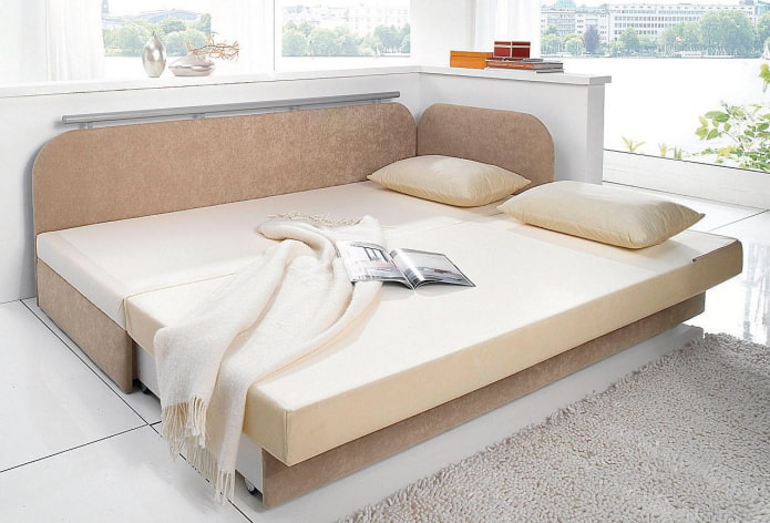 gefalteter Ottoman