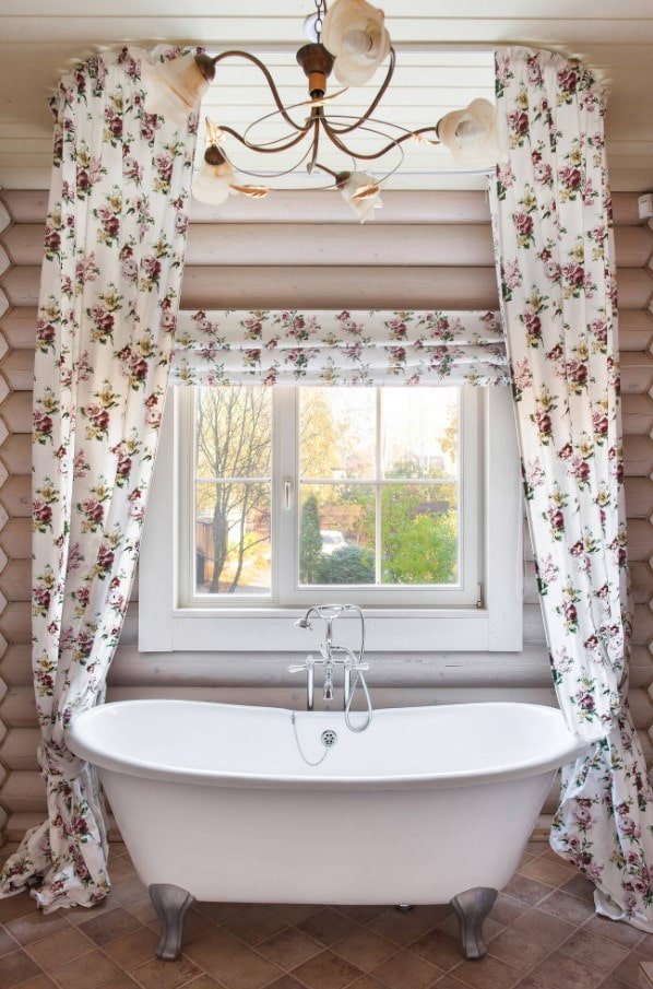 Vorhänge im Badezimmer