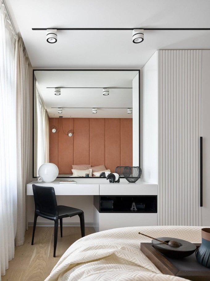 Schienenleuchten im Schlafzimmer