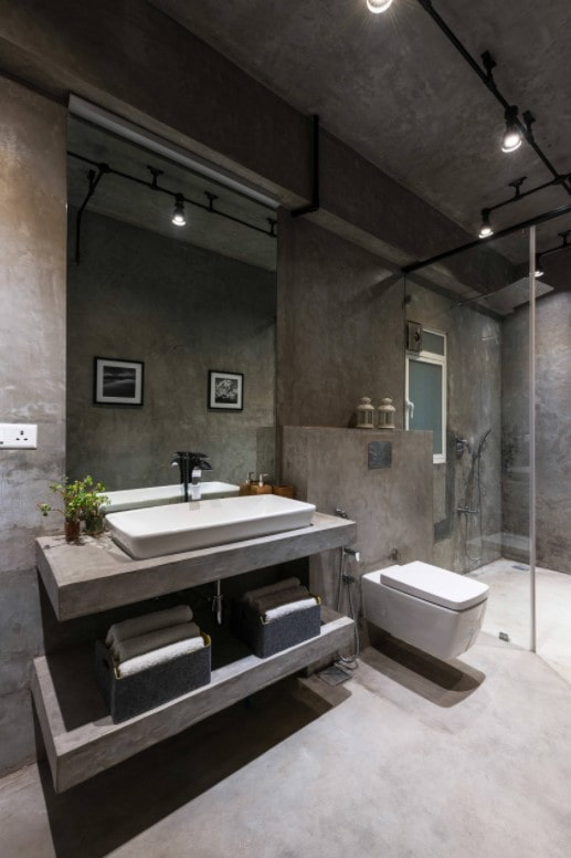 Beleuchtung in einem Badezimmer im Loft-Stil