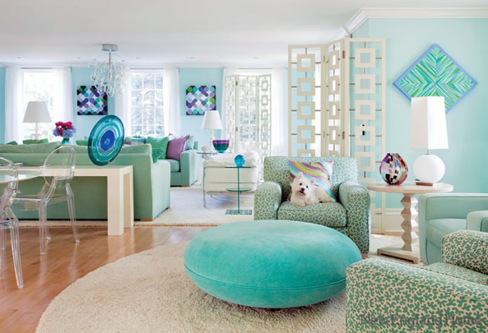 Minzfarbenes Wohnzimmer