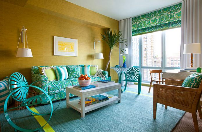 Wohnzimmer in Mint und Gelb