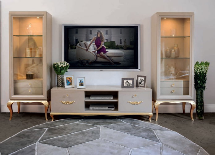 TV-Ständer im Art Deco-Stil