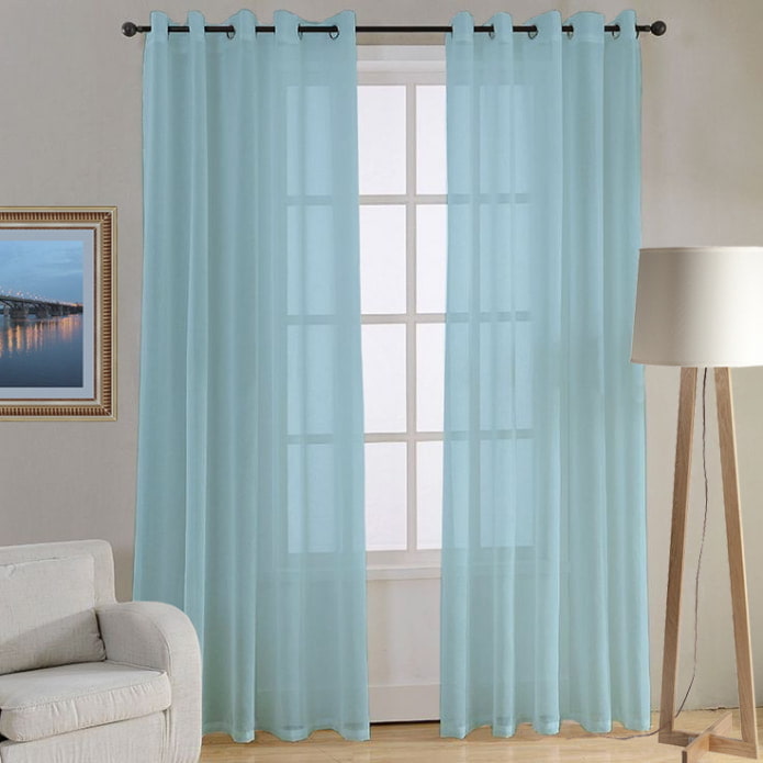 blaue Vorhänge mit Ösen