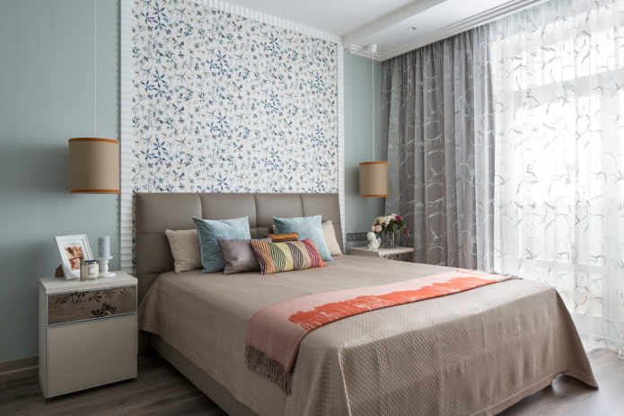 bestickte Vorhänge im Schlafzimmer
