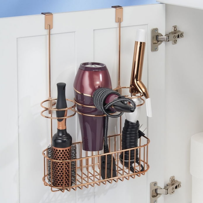 Decken-Organizer im Badezimmer