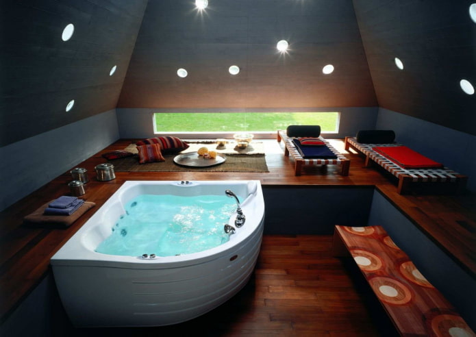 Badezimmer mit Innenbeleuchtung