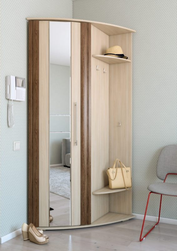 Radius-Kleiderschrank