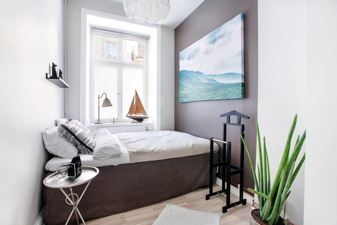 helles Bild im Schlafzimmer