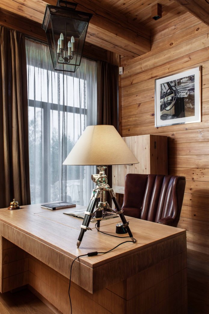 Büro im Chaletstil