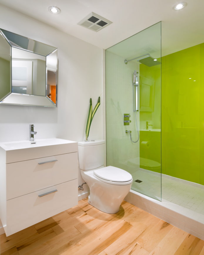 Dusche mit Belüftung