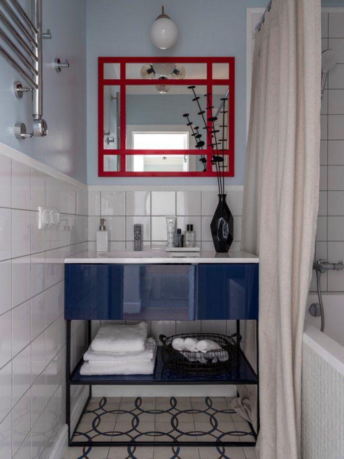 helle Möbel für das Badezimmer