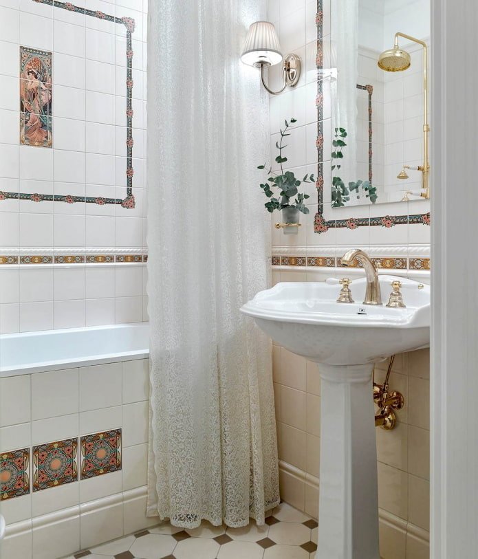 Badezimmer im klassischen Stil
