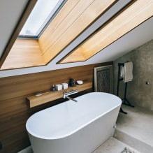 Badezimmerdesign im Dachgeschoss: Ausstattungsmerkmale, Farbe, Stil, Vorhangauswahl, 65 Fotos-3